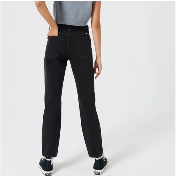 Sunday Best Lowkey Mom Jeans - Picture 2 of 5